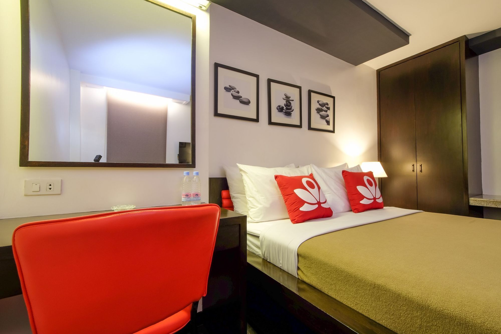 Zen Rooms Durban Poblacion Makati 마카티 외부 사진
